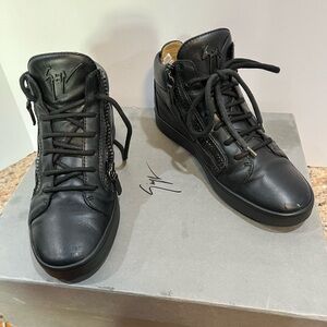 Giuseppe Zanotti Woman Black Mid Top Sneakers Size 39